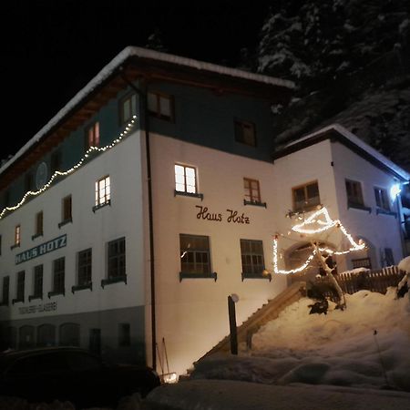 Haus Hotz Apart Talblick Grins Exterior foto