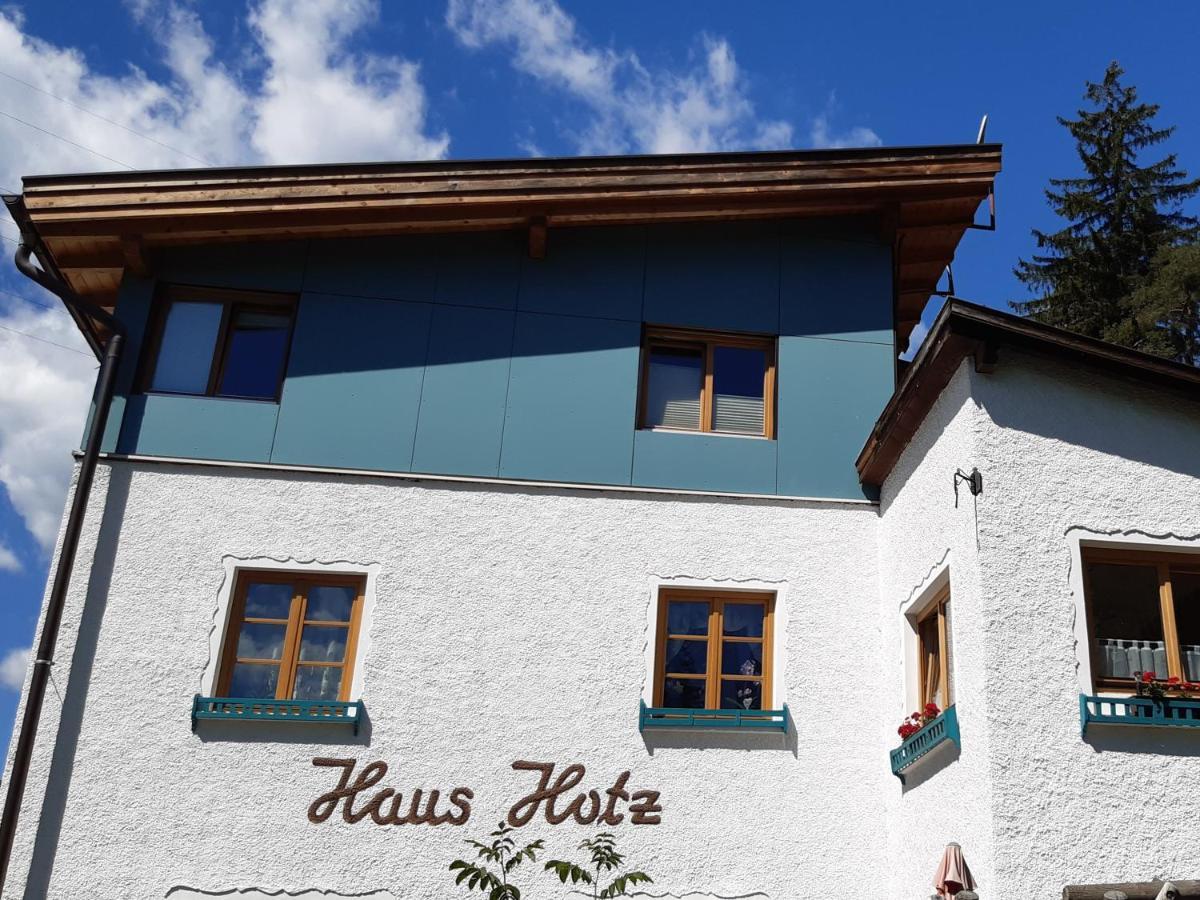 Haus Hotz Apart Talblick Grins Exterior foto
