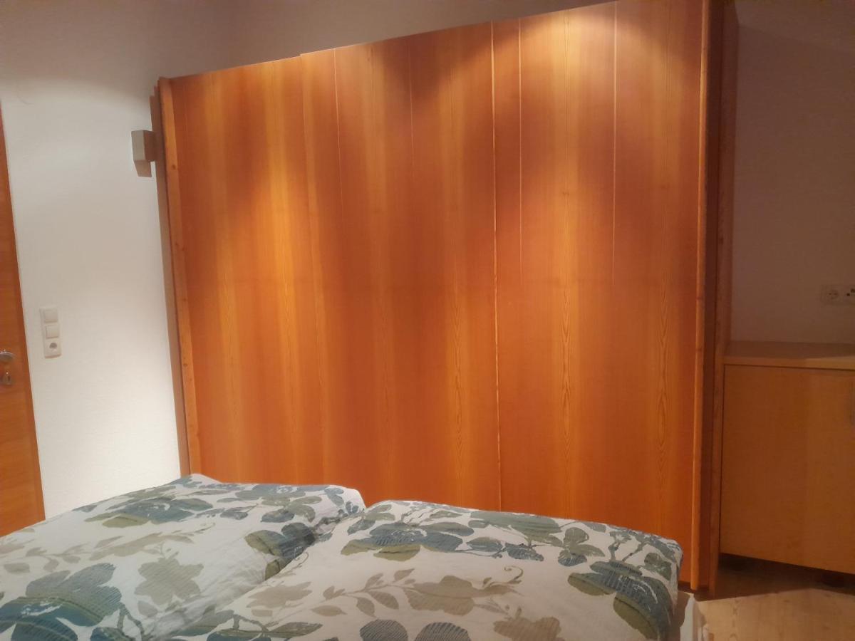 Haus Hotz Apart Talblick Grins Exterior foto