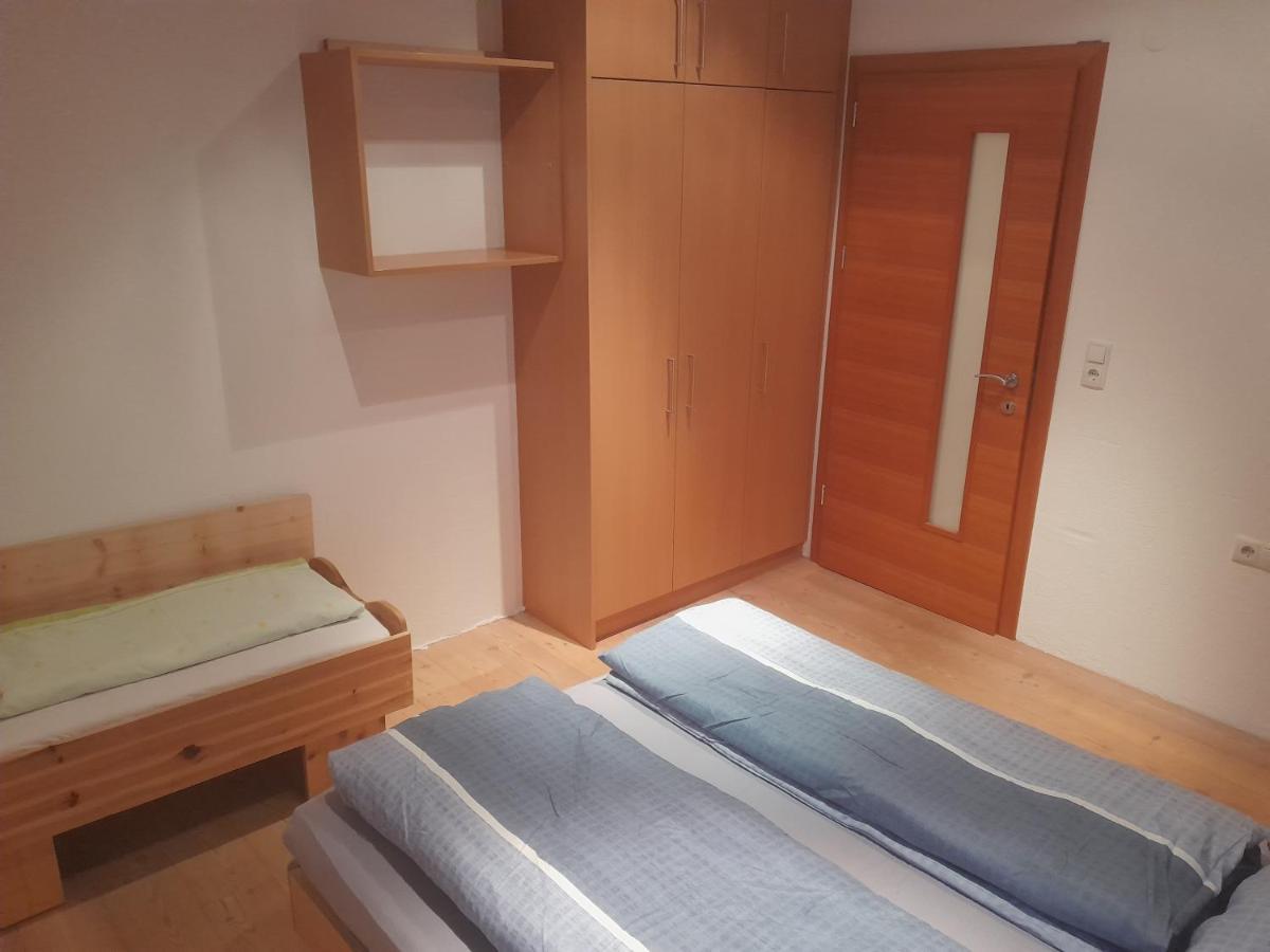 Haus Hotz Apart Talblick Grins Exterior foto